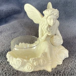 Aria Tea light holder In excellent condition.